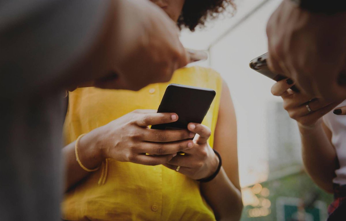 Instagram introduce nuove regole per adolescenti: più sicurezza e controllo sui contenuti