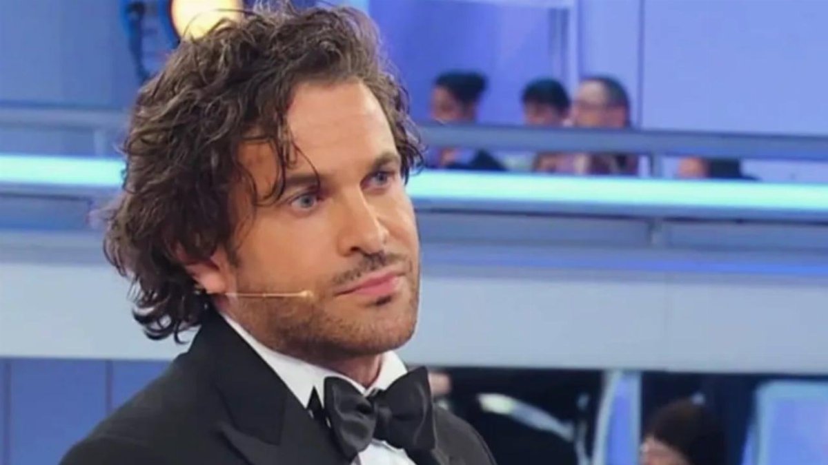 Uomini e Donne, la confessione di Alessio Pili Stella su Mario Lenti Uomini e Donne, la confessione di Alessio Pili Stella su Mario Lenti