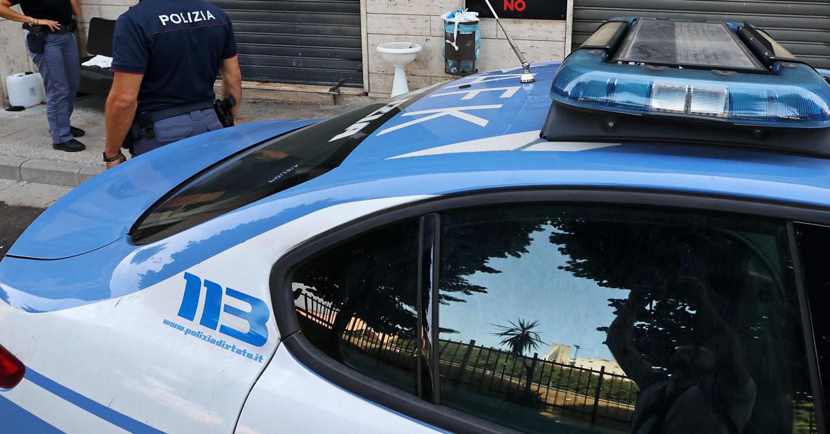 Roma, accoltellamento fatale dopo lite tra adolescenti: un 25enne perde la vita