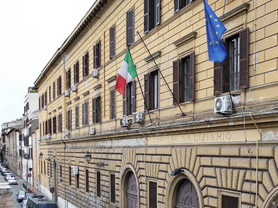 Roma, accoltellamento tra fratelli a Tor Bella Monaca