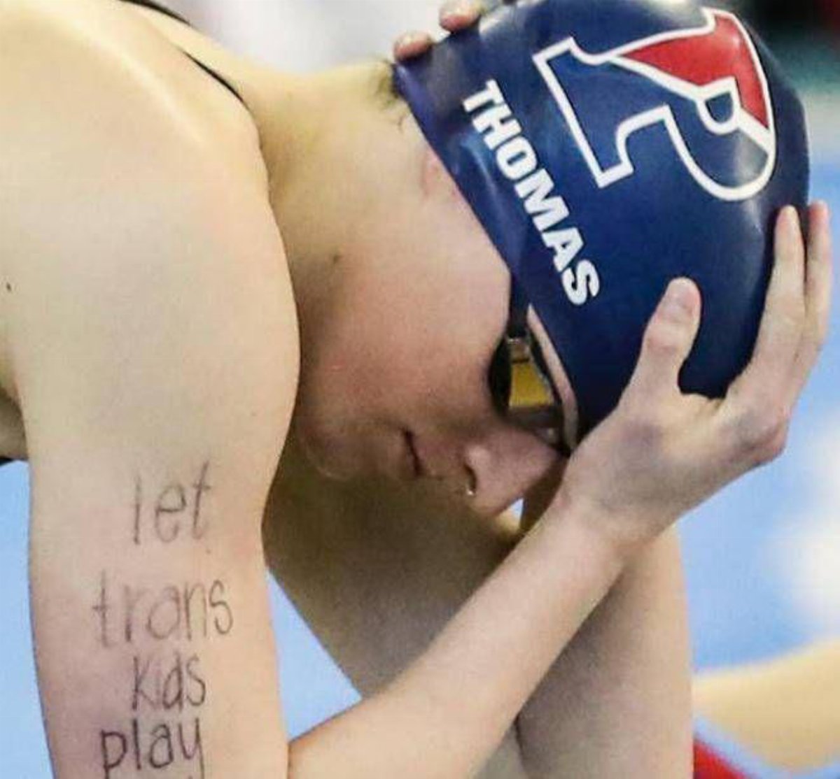 Usa cancellano nuotatrice transgender - record annullati e scuse alle atlete