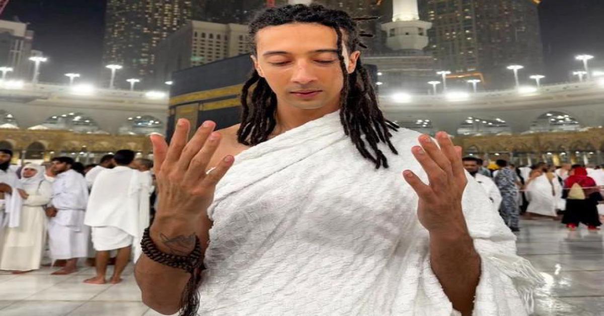 Ghali alla Mecca per il Ramadan, il rapper pellegrino nella foto sui social