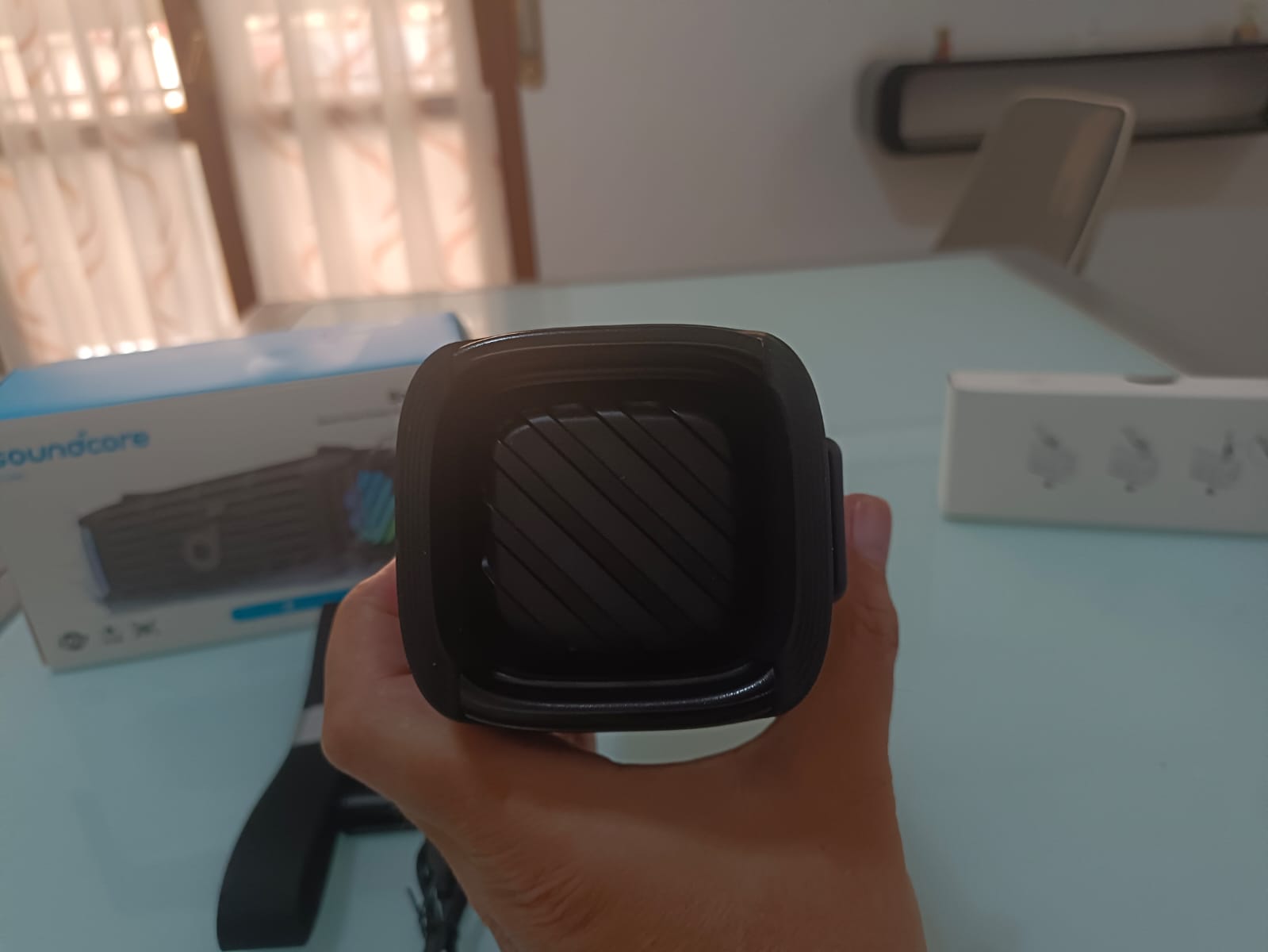 recensione soundcore Recensione Soundcore Boom 3i di Anker: lo speaker Bluetooth impermeabile con bassi potenti e funzioni smart per l