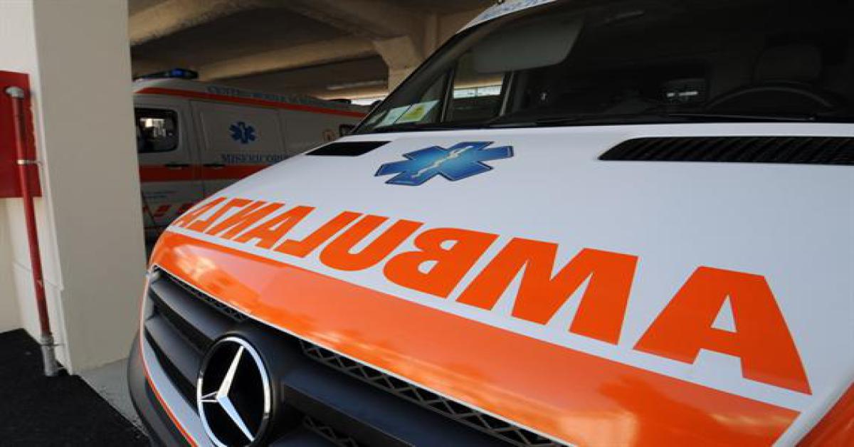 Auto si schianta contro muro galleria a Montesilvano: 2 morti a Pescara