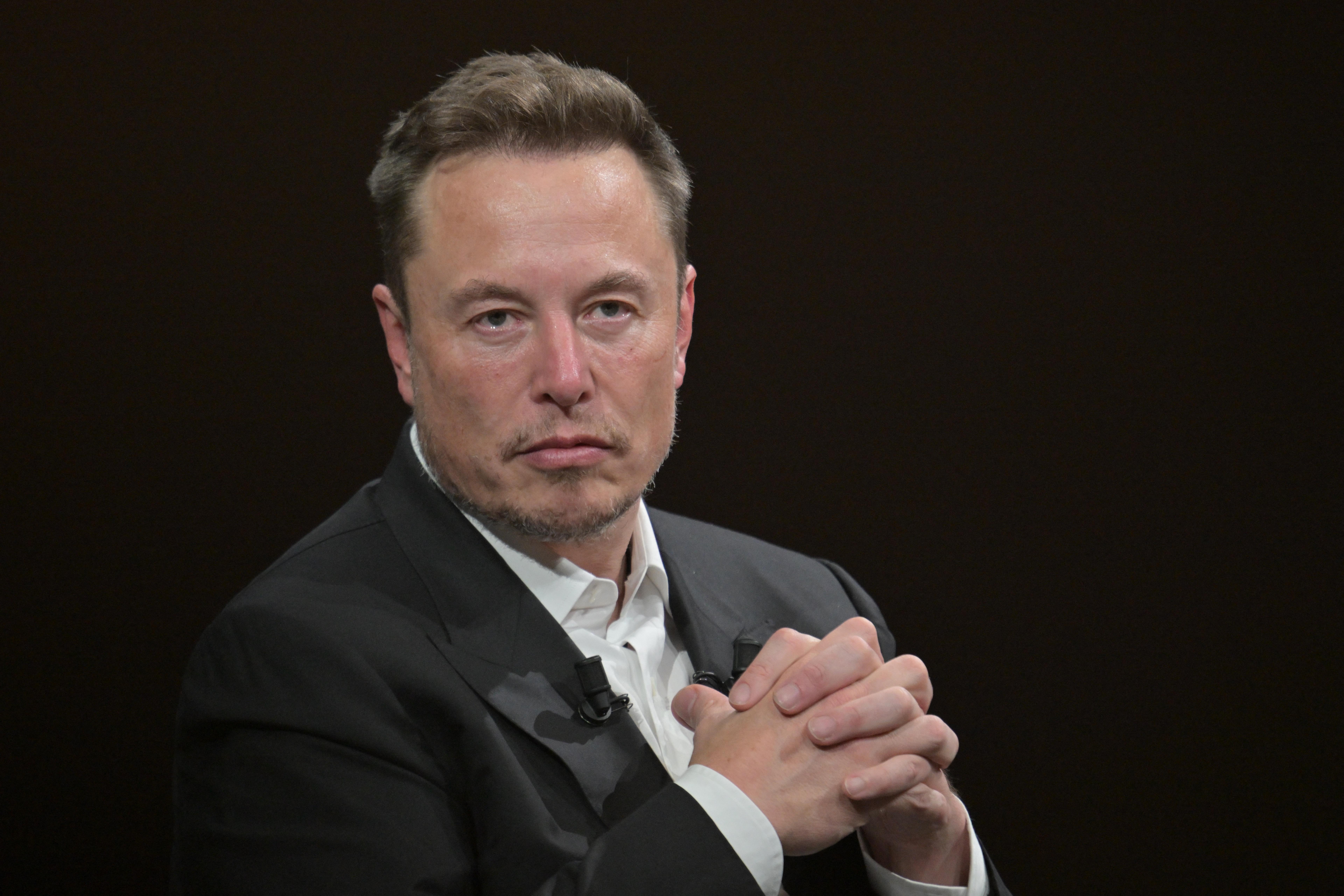 Tesla, arriva il Robotaxi: Elon Musk lo presenterà ad agosto