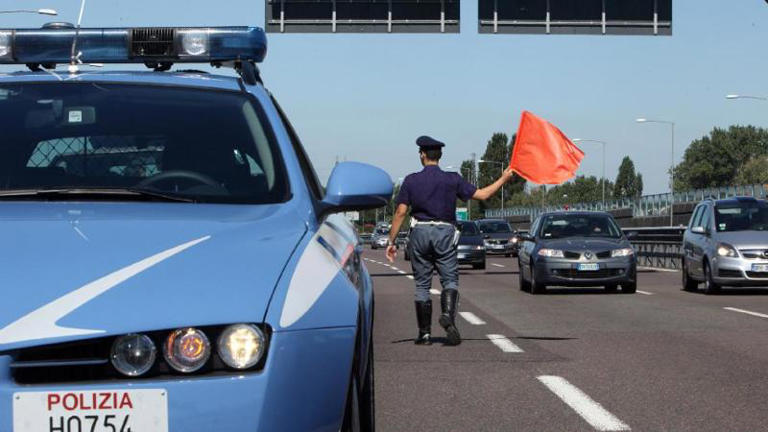 Arrestato 44enne a Capua: Furioso per Avaria Auto, Attacca Automobilisti sull