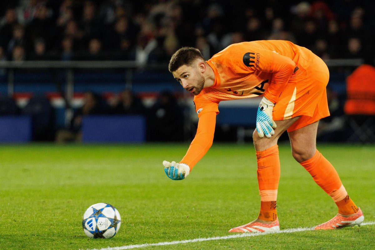 Errore di Vicario e gol regalato al Fulham: episodio clamoroso in Premier League Errore di Vicario e gol regalato al Fulham: episodio clamoroso in Premier League