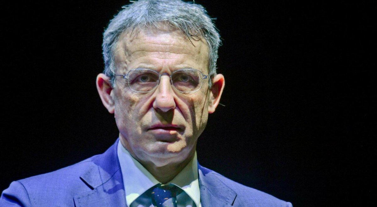 Sergio Costa, vicepresidente della Camera, racconta la sua lotta contro il tumore alla prostata e l