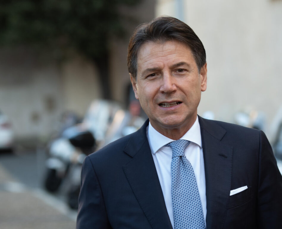 Giuseppe Conte e le spese militari : M5s si opporrà con tutta la sua forza