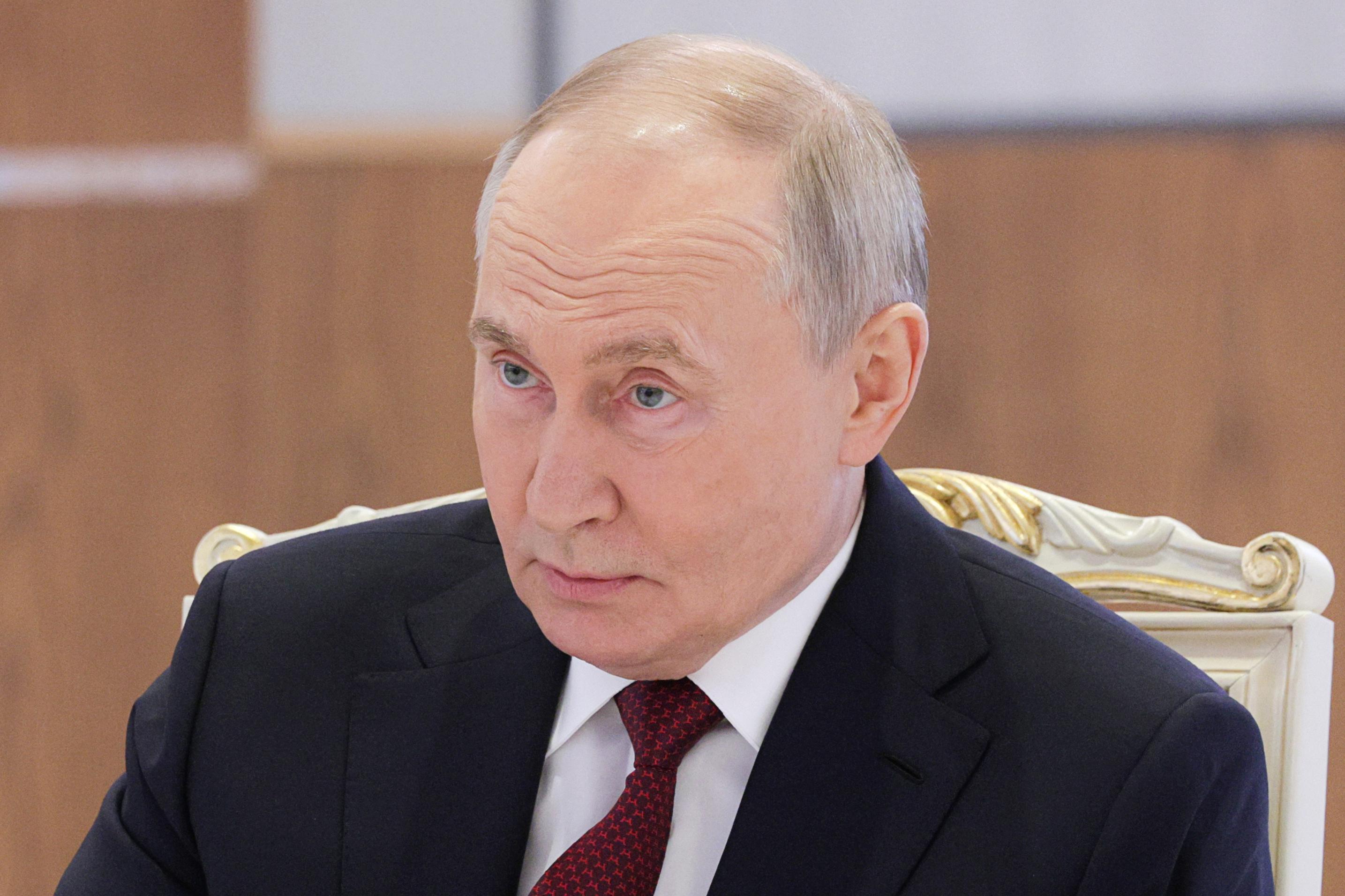 Putin: i missili Oreshnik come un