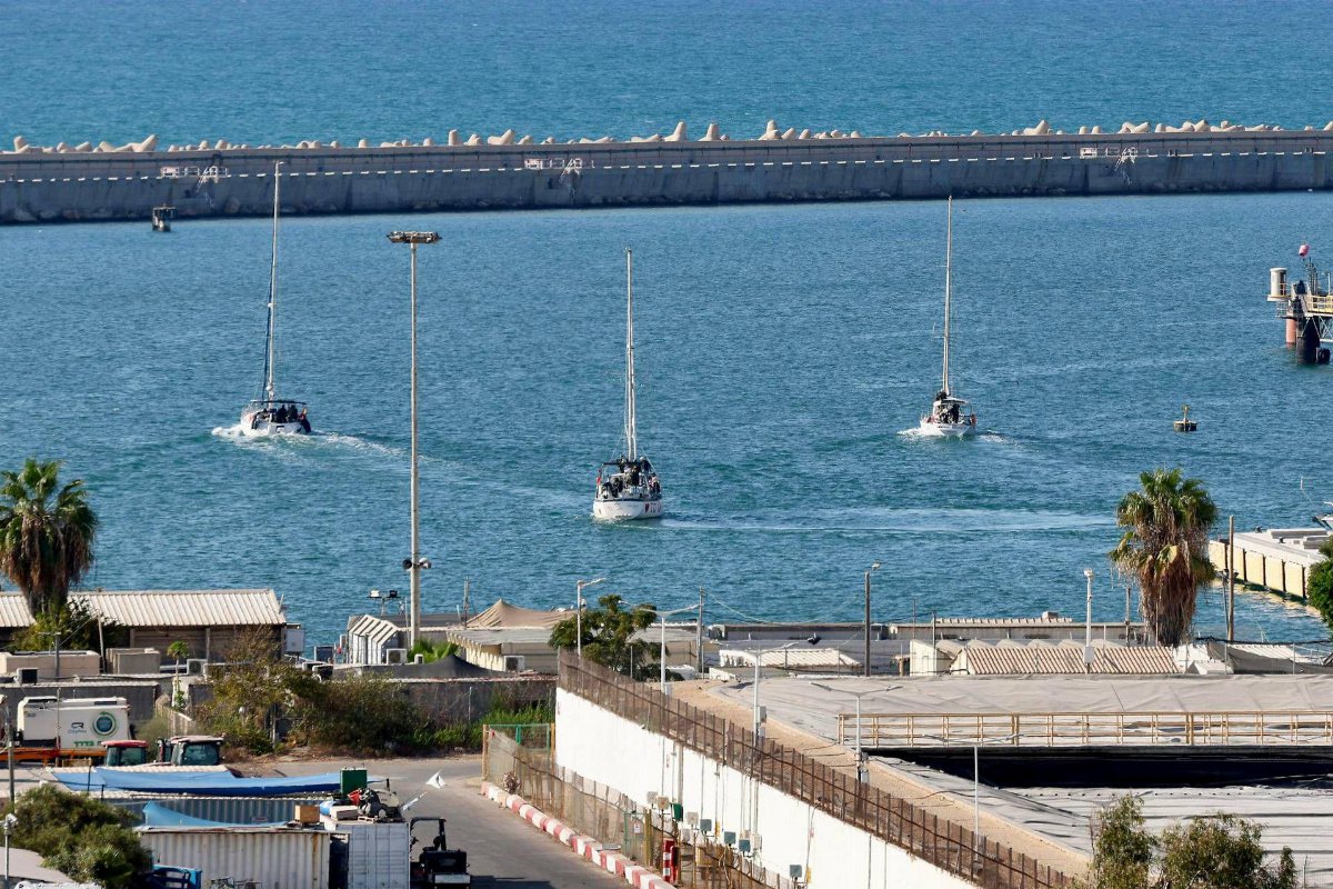 Flottilla, liberati i quattro parlamentari italiani fermati in Israele