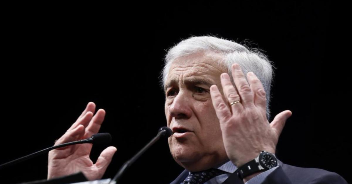 Elezioni Europee: Voto valido scrivendo Berlusconi, lo conferma Tajani