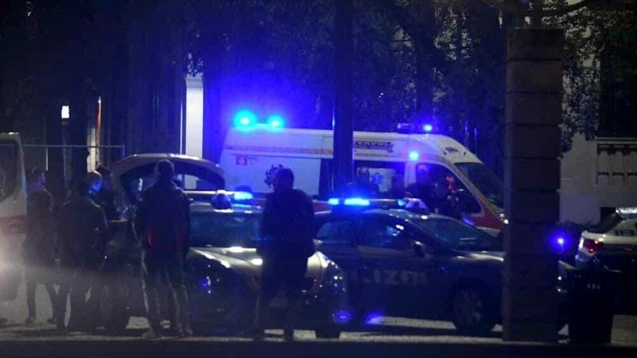 Aggressione a Napoli: Uomo di 45 anni in fin di vita dopo una violenta attacco a vico Spaventa