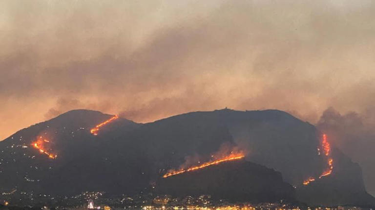 Emergenza Incendi in Italia: Morti e Eroi Dimenticati nella Strage del Clima