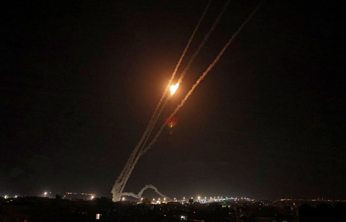 Israele bombarda 150 obiettivi Hamas : Non ci sono truppe a Gaza