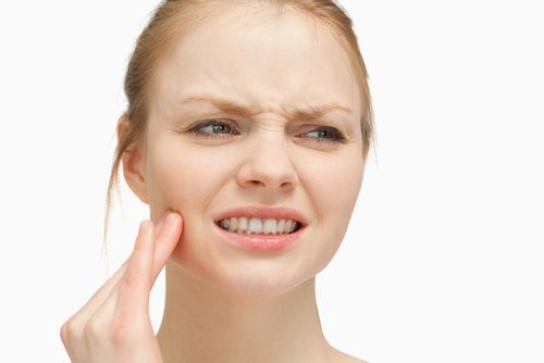 Mal di denti: quali sono i primi segnali d