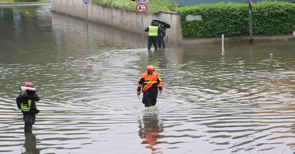 Maltempo a Milano: piogge intense causano allagamenti e disagi