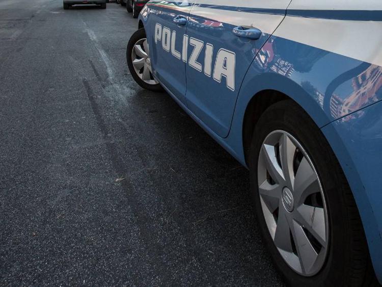 13enne picchiata a Padova da coetanee che postano il video sui social