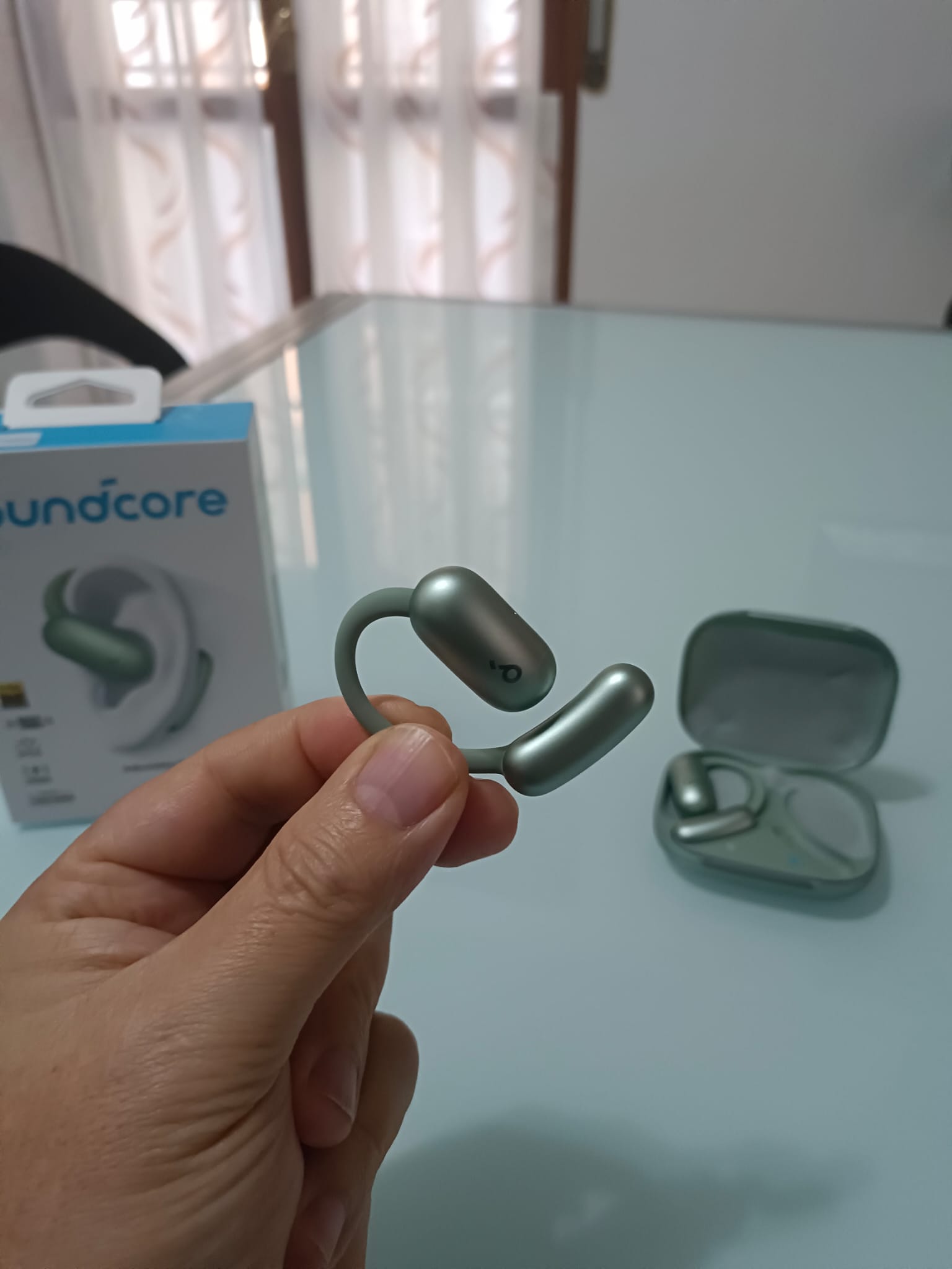 soundcore aerofit Soundcore AeroFit 2 open-ear con IA: recensione completa e funzioni smart