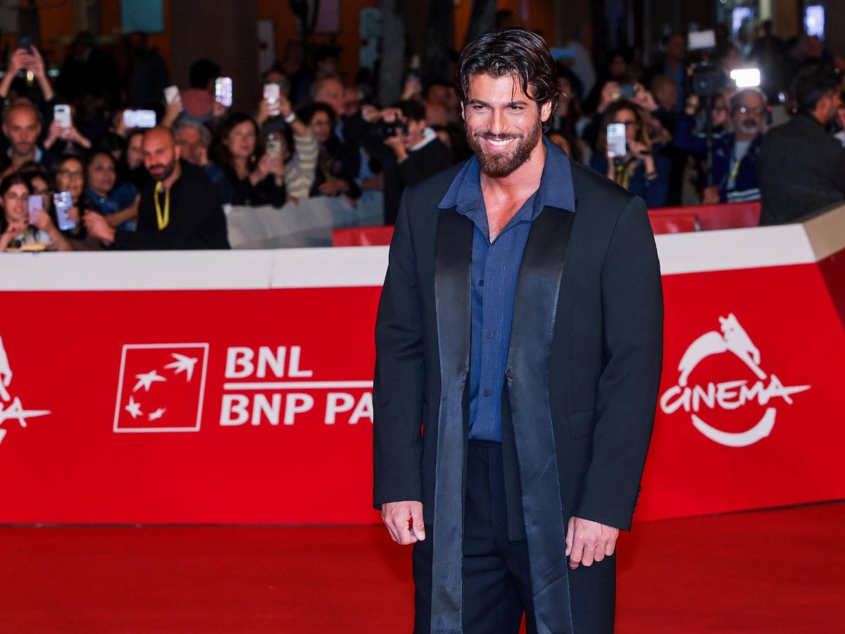 Domenica In, Can Yaman e il momento di tensione sulle domande private con Mara Venier