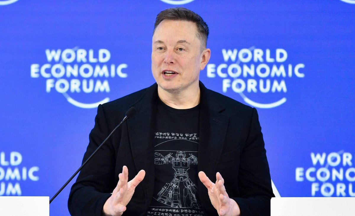Elon Musk, Ue indaga su X e Grok per immagini sessuali manipolate