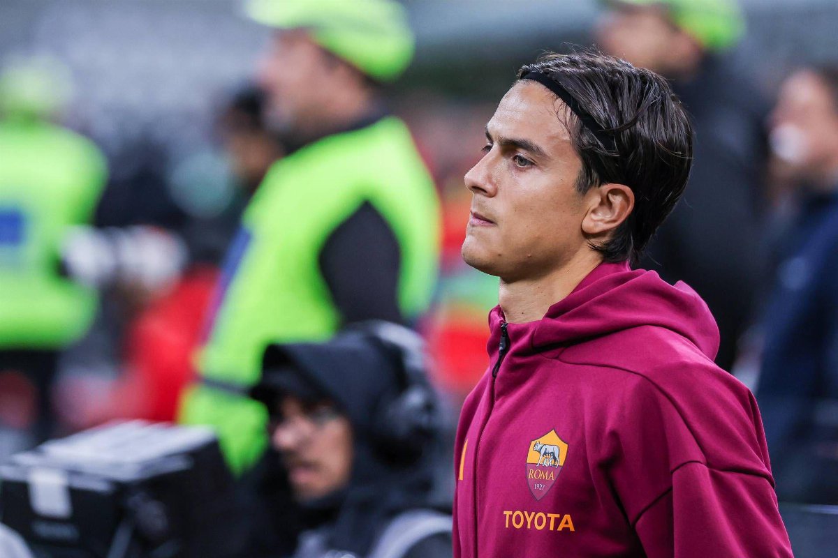 Dybala rassicura la Roma: il post social che zittisce le voci di addio Dybala rassicura la Roma: il post social che zittisce le voci di addio