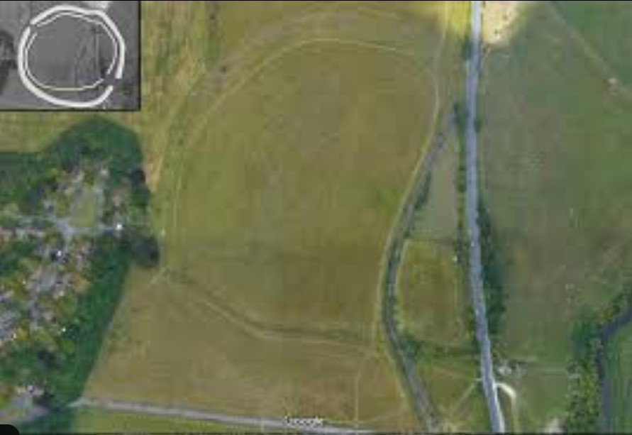 Stonehenge, nuove prove: i grandi fossati circolari sarebbero un