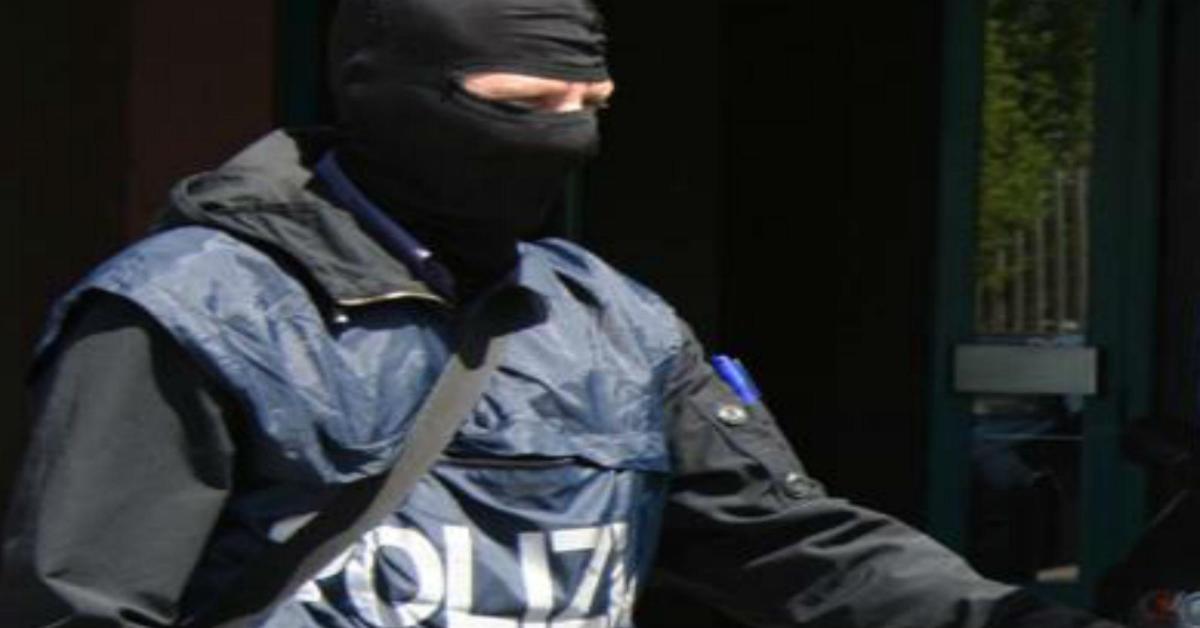 Attacco Bruxelles, perquisizioni in Italia: indagini su cerchia attentatore
