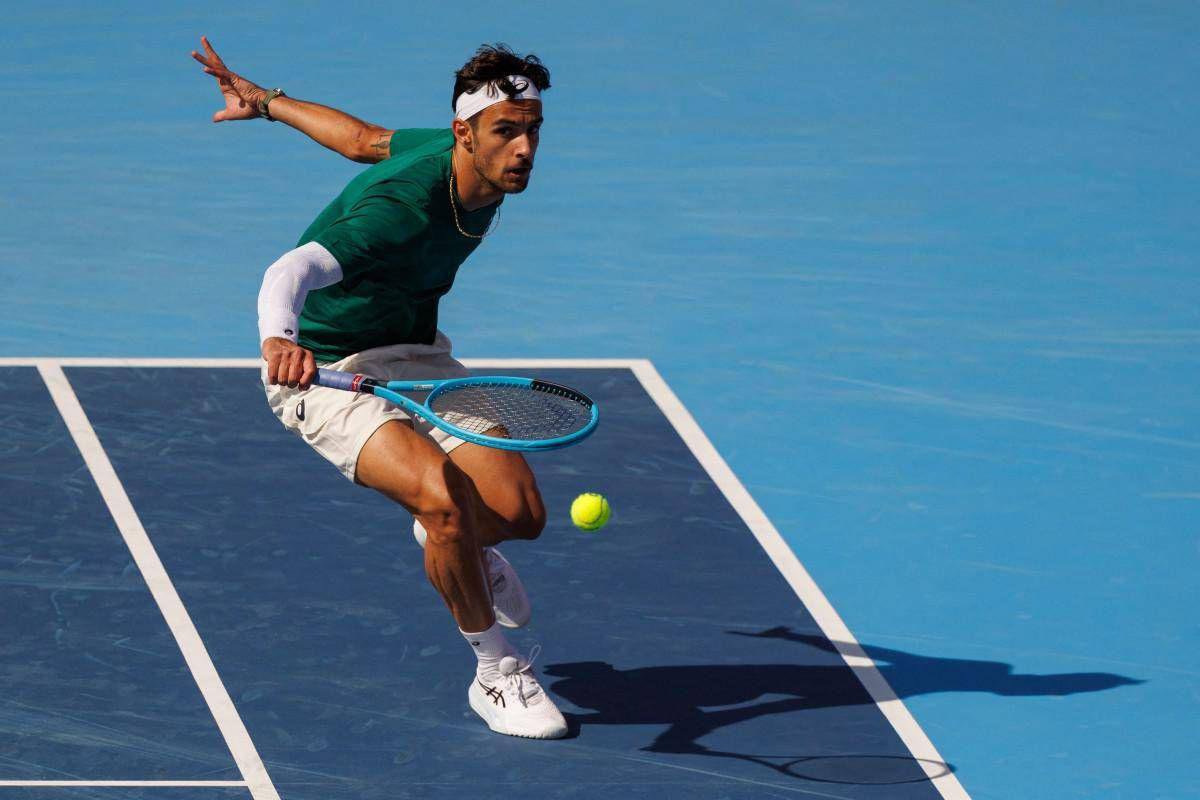 Musetti in finale a Hong Kong: rimonta su Rublev e ingresso nella top 5 mondiale Musetti in finale a Hong Kong: rimonta su Rublev e ingresso nella top 5 mondiale