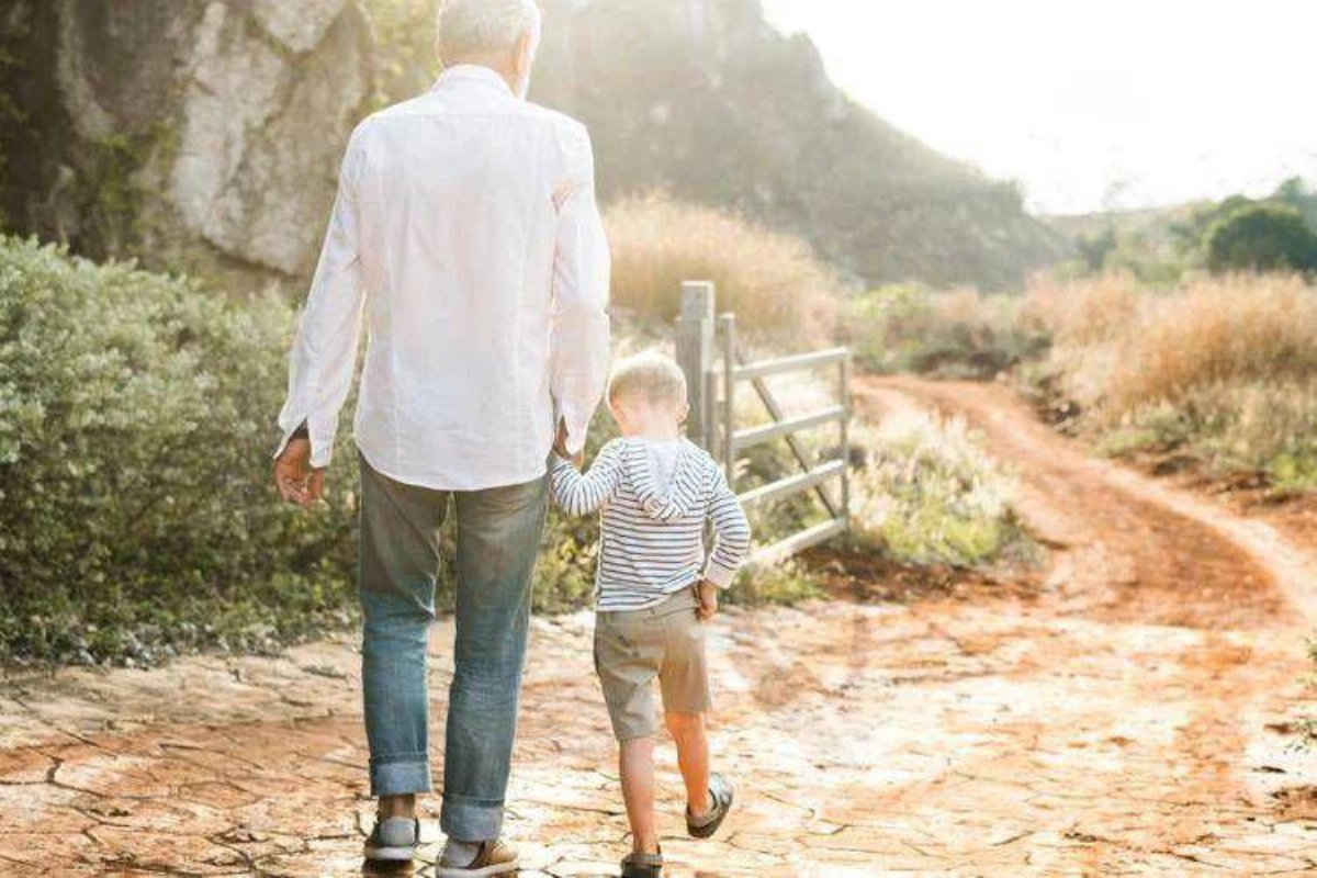 Festa dei nonni 2 ottobre: perché il loro ruolo è essenziale per famiglia e società