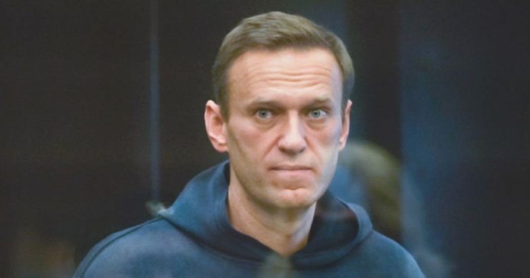 Alexei Navalny, dissidente russo, muore in carcere: tensioni tra UE e Russia