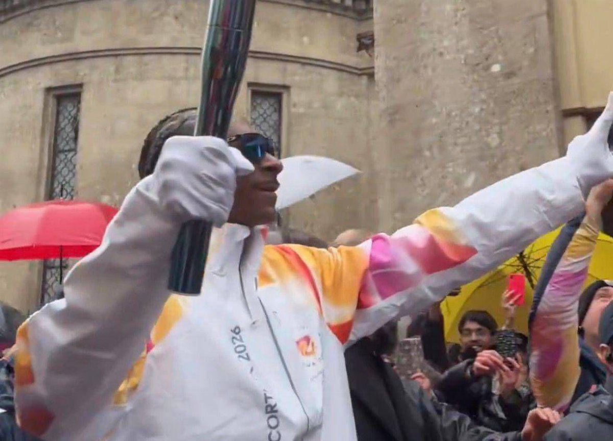 Milano Cortina 2026, Snoop Dogg tedoforo a sorpresa a Gallarate