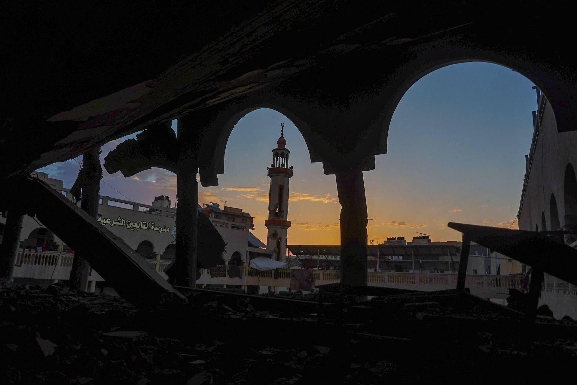 Israele riprende gli attacchi su Gaza: oltre 300 morti, inclusi molti bambini