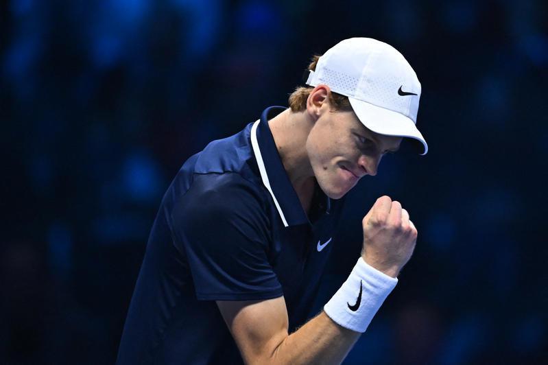 Jannik Sinner guida la classifica degli sportivi italiani più ricchi nel 2024