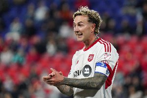 bernardeschi provoca bernardeschi provoca