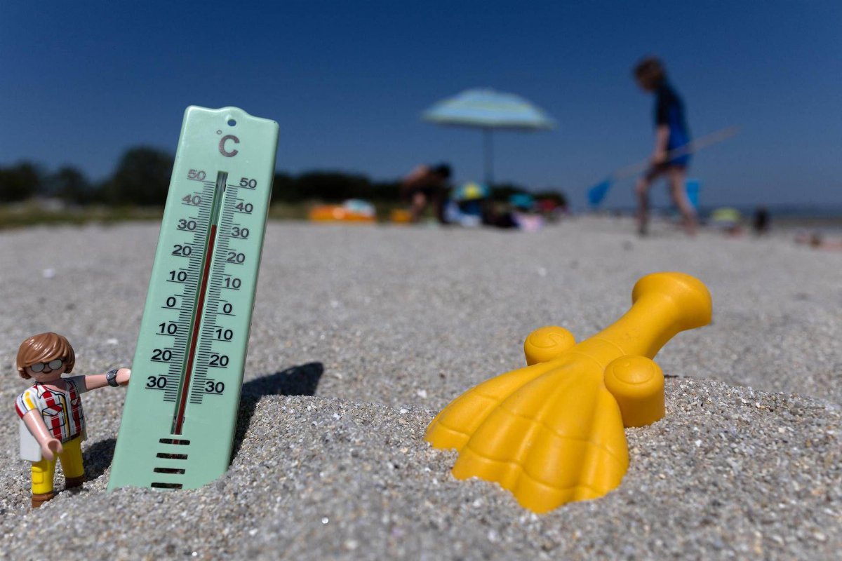 Meteo, weekend estivo con sole e caldo in aumento: le previsioni fino a martedì