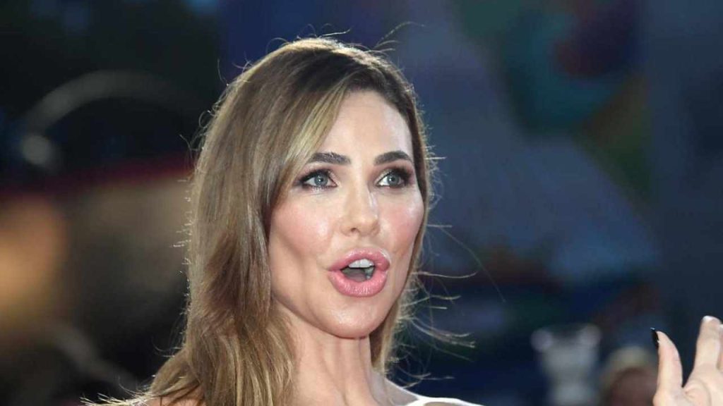 Ilary Blasi: Tapiro d Ilary Blasi: Tapiro d