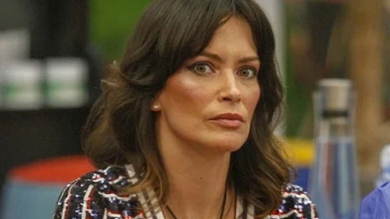 Grande Fratello Vip 2020 : Fernanda Lessa minaccia Antonella Elia