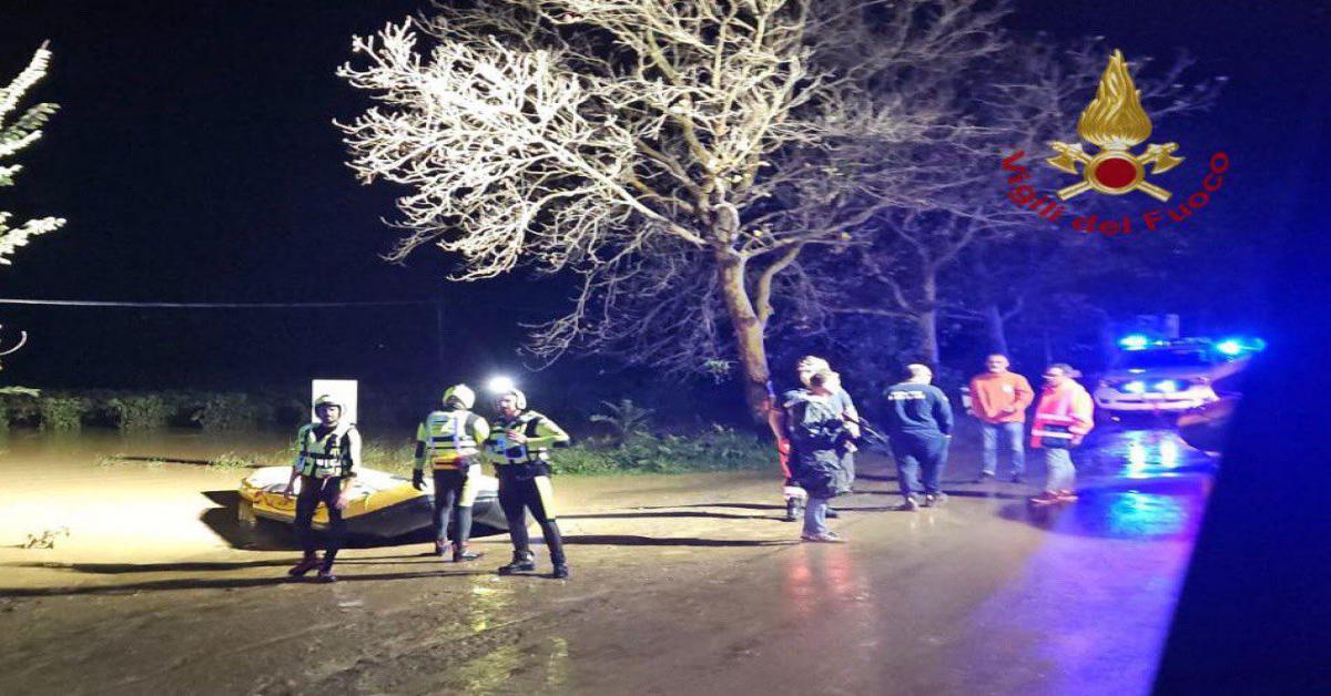 Maltempo in Toscana: Dispersi un neonato e la nonna nel Pisano