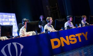 dnsty verso