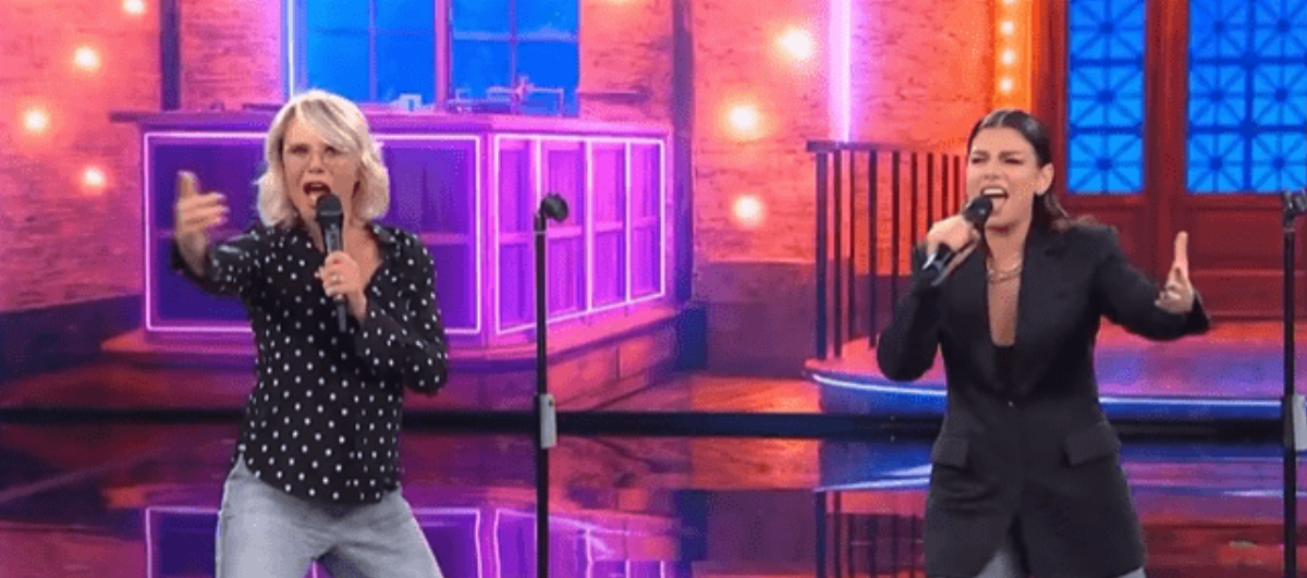 Emma e Maria De Filippi sorprendono il pubblico: il duetto inatteso a Tu Si Que Vales