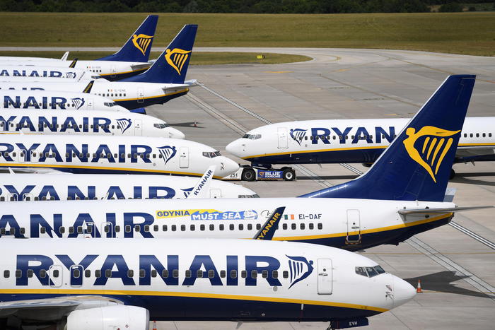 La Ryanair non rimborsa voli : sanzione di 4,2mln