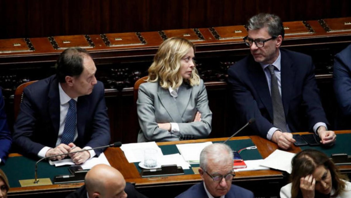 Riforma pensioni e manovra 2026: finestra mobile più lunga, riscatto laurea breve ridimensionato e nuovi requisiti contributivi Riforma pensioni e manovra 2026: finestra mobile più lunga, riscatto laurea breve ridimensionato e nuovi requisiti contributivi