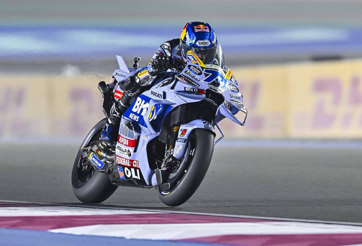 MotoGP Portogallo: Alex Marquez apre il weekend con il miglior tempo a Portimao