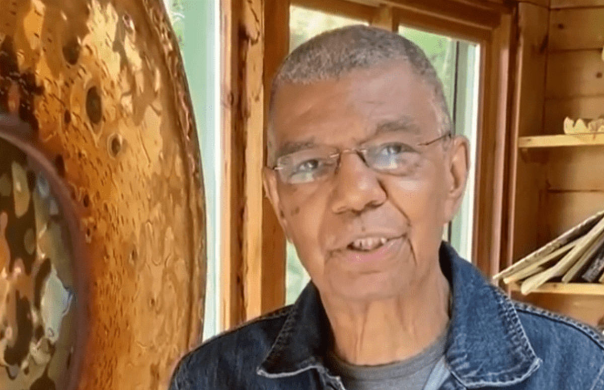 È morto Jack DeJohnette, il leggendario batterista jazz che ha cambiato la storia della musica