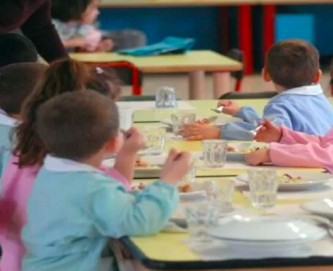 Ha avvelenato 25 bambini con nitrato di sodio : Condannata a morte la Maestra d Ha avvelenato 25 bambini con nitrato di sodio : Condannata a morte la Maestra d