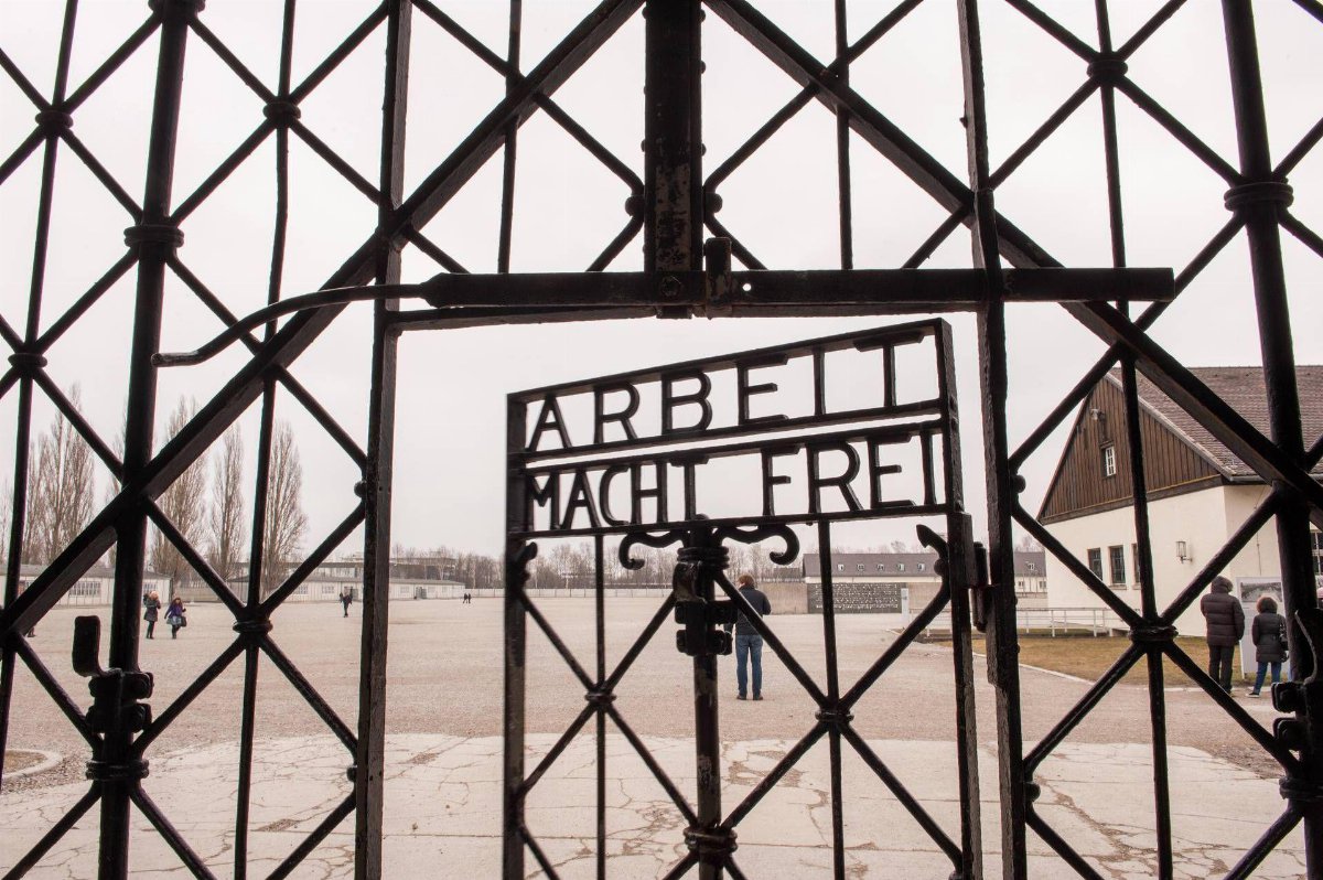 Sondaggio Youtrend: il 14% degli italiani ritiene esagerato l Sondaggio Youtrend: il 14% degli italiani ritiene esagerato l