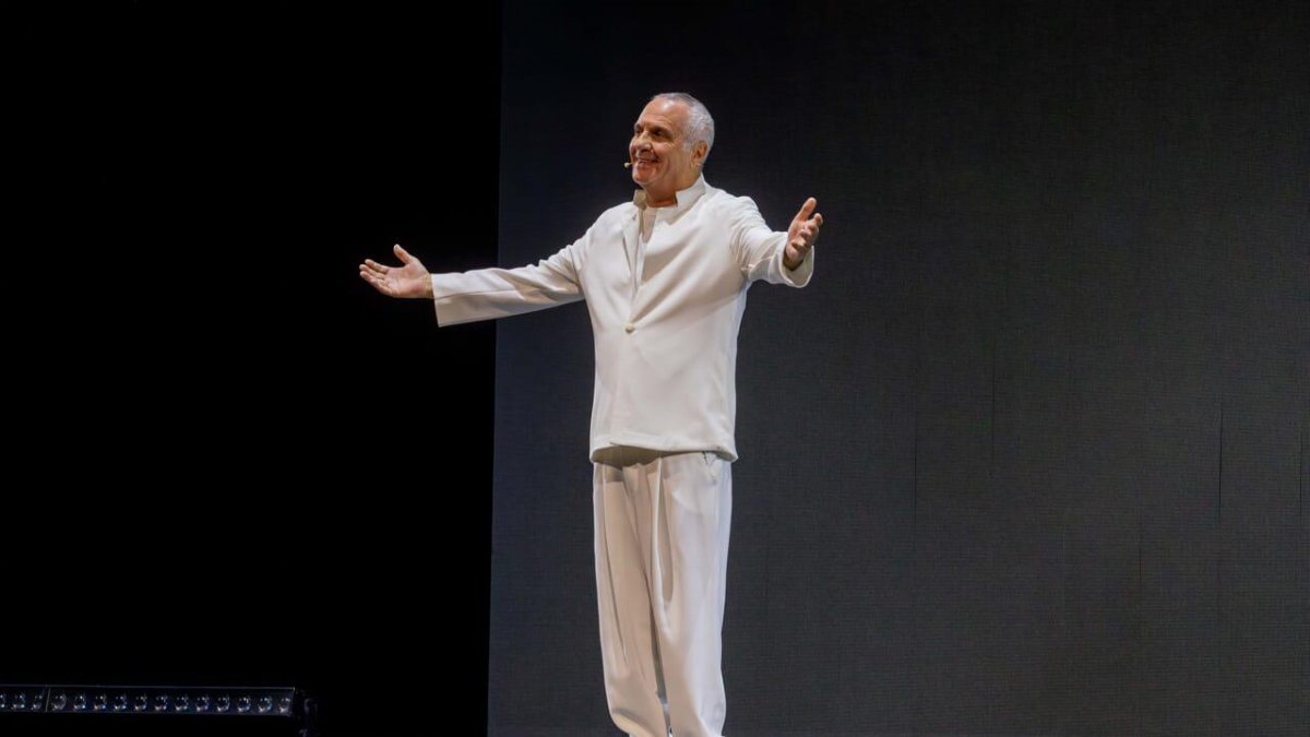 Giorgio Panariello in scena a Torino con lo spettacolo E se domani…