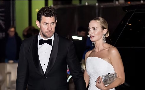 john krasinski John Krasinski nominato uomo più sexy del mondo 2024 da People