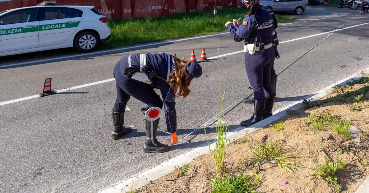 Due vigilesse di Bari sospese per aver chiesto vendetta al clan mafioso Parisi contro un automobilista